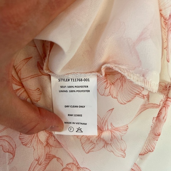 LUSH Floral Tie Neck Tunic Sheer Blouse Feminine Flowy Bell Sleeves Women’s Sz M - Picture 9 of 9